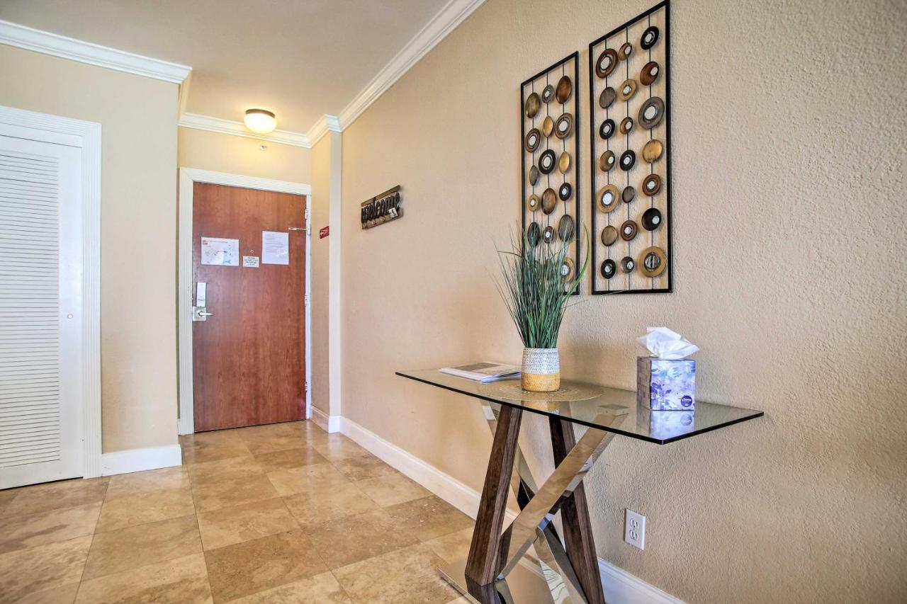 Grand Hollywood Apartment With Stunning Views! Экстерьер фото